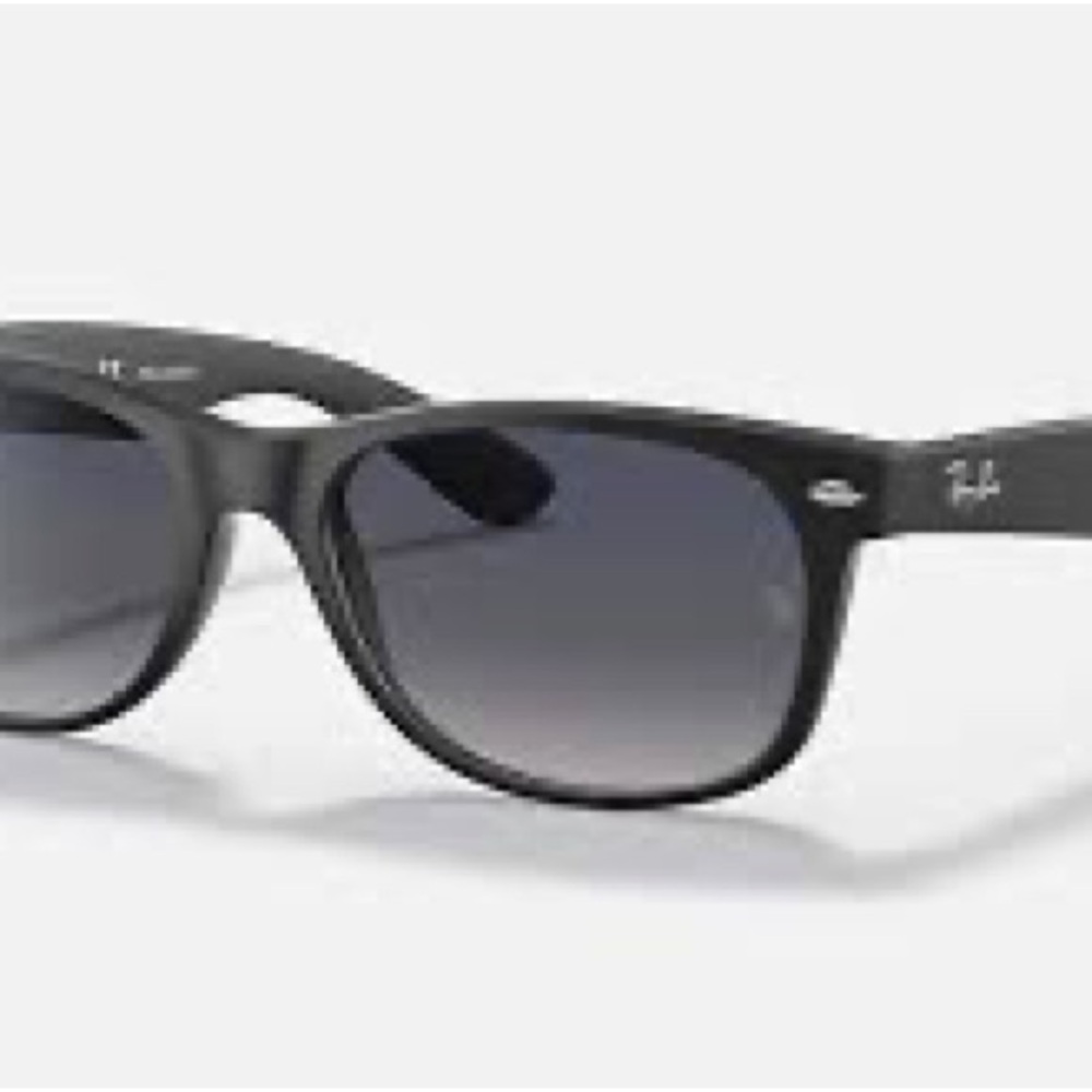 Ray-Ban Black Cat-Eye Sunglasses Accessories - Picture 7 of 7